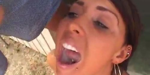 cody lane swallows (Milla Vincent)