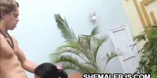 SHEMALE BLOWJOBS - No Sound: Tight shemale Fernandinha deep throating a hard cock (Nestee Shy)