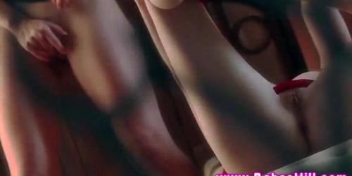 Lesbians eager to cum from oral and fingering (Kaylana Reese)