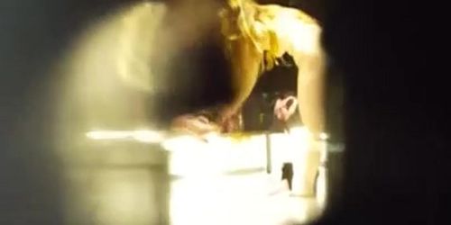 Gym keyhole spy