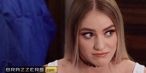 Brazzers - Big tit blonde Isis Love fucks friend's mother Kenzie Madison