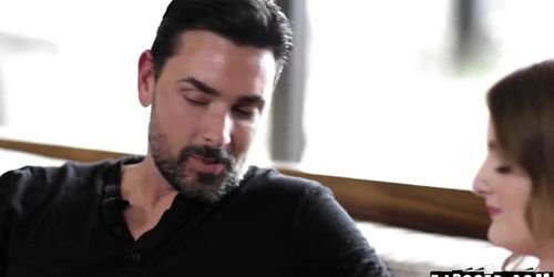 Stepdad Ryan makes valentines day extra special for stepdaughter Eliza (Eliza Eves, Ryan Driller)