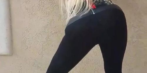 2018 06 03 10060058 Public Striptease Uncensored Video.mp4