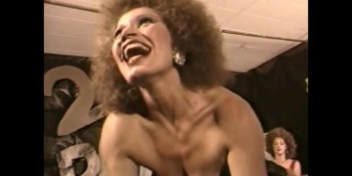 Hotter Than You'd Think (USA 1987, Tantala Ray, Buffy Davis) (Heather Dawn, Kristara, Kristara Barrington, Summer Rose)