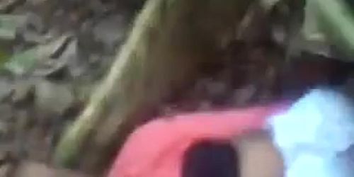 sri lankan girls fuck in the jungle