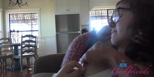 Vacation sex with amateur girl Leana Lovings giving an epic outdoor blowjob GFE POV