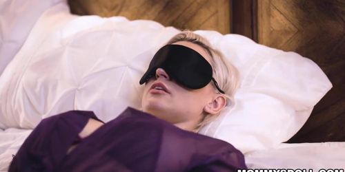 Naughty stepdaughter lick stepmother juicy pussy while blindfold (Arietta Adams, Freya Parker, Kenzie Taylor)