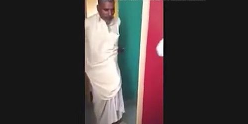Indian guy films old landlord fucking wife