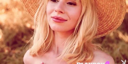 Amazing petite blonde teen Angel Sway passion picnic and perfect posing