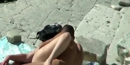 Pussy eating and fuck on the beach