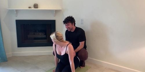 Stepson Helps Stepmother With Yoga And Stretches Her Pussy (2)
