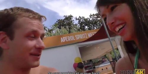 Hunt4K. Boyfriend Allows Babe To Satisfy Stranger For Money In The Bushes