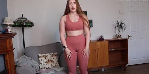 New hot beautiful girl try on leggings cameltoe camel toe (Beauty Dior, Felicia Clover)
