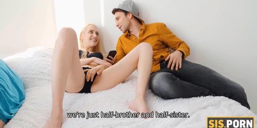 SISPORN. Stepbro is making love to blonde girl while her man is relax
