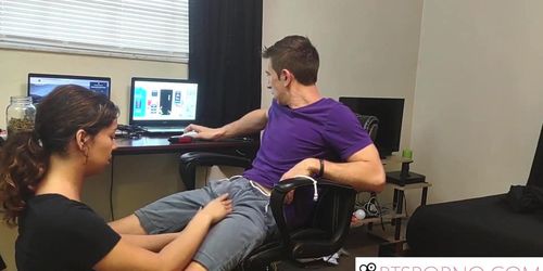 BTSporno-A nice tug while gaming (Patrick Delphia)