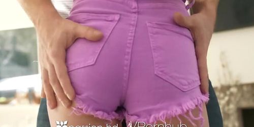 PASSION-HD Stunning Blonde Fucked on Easter (Kyle Mason, Paris White, Scarlett Sage)