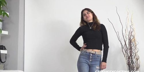 Pocket sized newbie shagged at casting