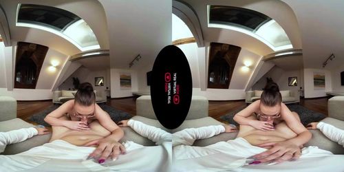 Showing Gratitude in VR Porn (Michael Fly)
