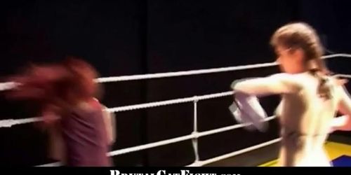 Boxer girl catfight with an amateur nosy girl
