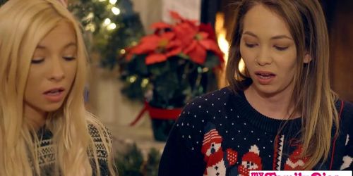 Christmas Sex With Step Sister (Angel Smalls, Kenzie Reeves, Logan Long)