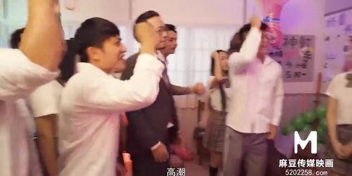 Trailer-Schoolgirl and Mother�s Wild Tag Team in Classroom-Li Yan Xi-Lin Yan-MDHS-0003-High Quality Chinese Film