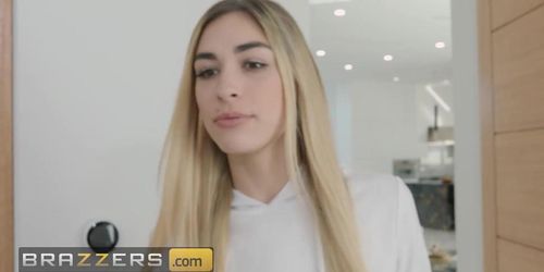 Brazzers - Angel Youngs Goes To Her Roommate'S Bedroom To Fuck Her Boyfriend Van Wylde While She Is Away (Delilah Day)