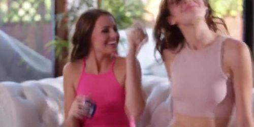 Spring break lesbian sex with college girls (Blaire Ivory, Daryn Lee, Elsa Jean, Scarlett Sage)
