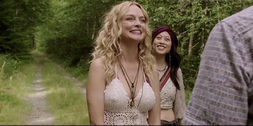 Hollywood star Heather Graham sexy movie scenes (Kelly Kay)