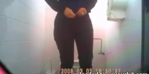 brunette mature spied toilets hairy sazz