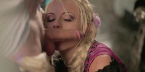 FELLUCIA BLOW - Beautiful Blonde Babe From Germany Sucking Cock At Night (Camille Crimson, Mia Magma)