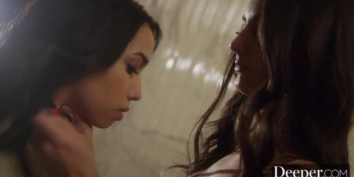 Deeper. Innocent Jackie will do Anything to Impress Eliza (Elisabeth Dime, Eliza Ibarra, Jackie Rogen, Manuel Ferrara)