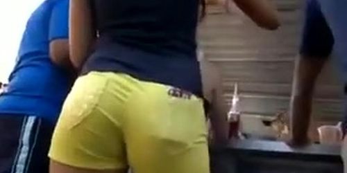 short amarillo caderona buenisimo #223
