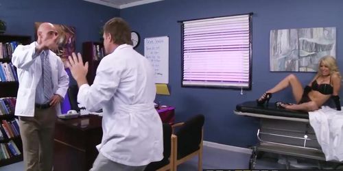 Brazzers - Doctor Adventures - Late Night With Dr. Fucky sce (Helly Mae Hellfire, Johnny Sins)
