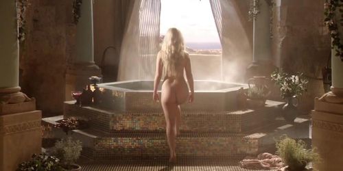 SekushiLover - Celebrites Walking Butt-Ass Naked