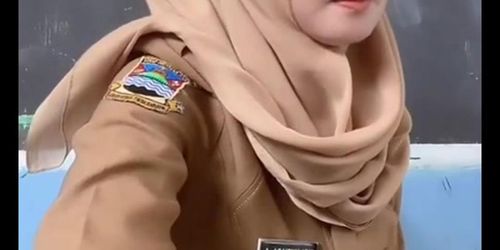 Guru Cantik Galau Pengen Di Entot Full Di Https://linktr.ee/BOOKINGPSK