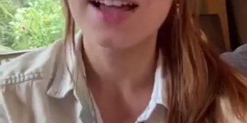 Onlyfans The Ivory Fox Texting Her Bully Vertical Suck Pussy And Cock