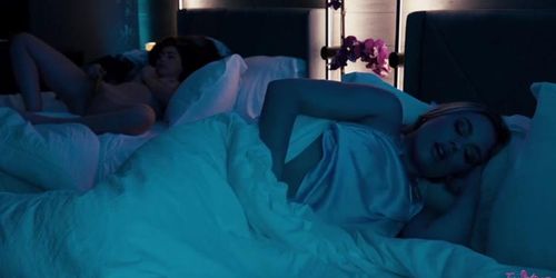 The Layover - Anna Claire Clouds, Chloe Surreal - Jasmine Black