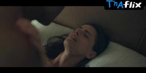 Amanda Peet Sexy Scene  in Your Friends AND Neighbors