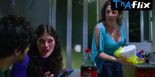 Valeria Lois Sexy Scene  in Magic Farm