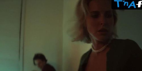 Oksana Streltsova Breasts Scene  in Chuzhie Dengi