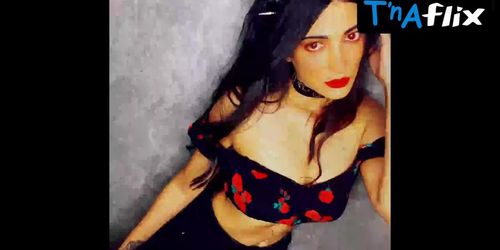 Shruti Haasan Breasts Scene  in Shruti Haasan Hot Sexy Bold January June 2021