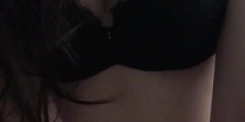 Bunnyjanjan 11 / Janella Ooi