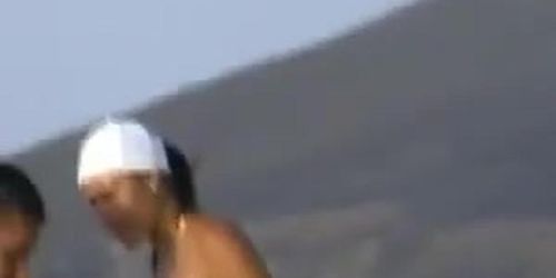 spy beach043