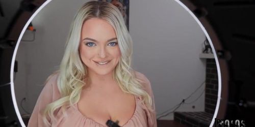 Curvy E-Girl Alexis Kay Takes Pov Cock