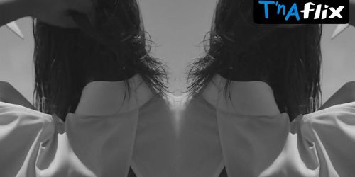 Kaia Gerber Sexy Scene  in Kaia Gerber Zara 2022
