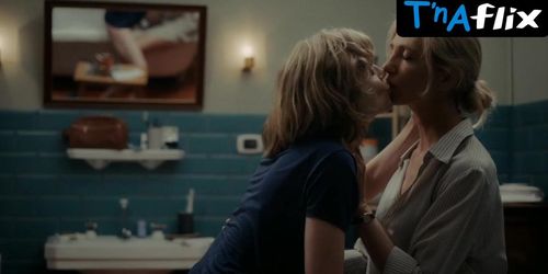 Isabelle Carre Lesbian,  Breasts Scene  in Continental Drift (South)
