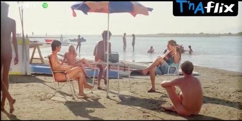 Unknown Butt,  Breasts Scene  in Lepota Poroka
