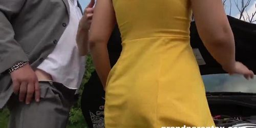 Tired of the Same Old Meat - Roadside Creampie (Jennifer Mendez)