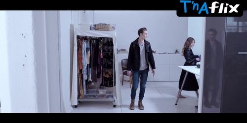 Janini Milet Butt Scene  in Love Is Now