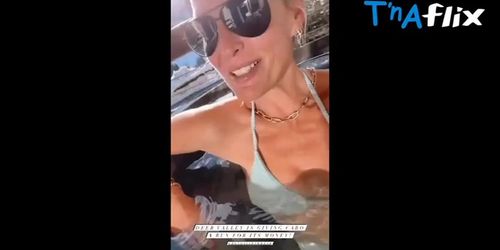 Molly Sims Bikini Scene  in Molly Sims Sizzles In Sexy Swimsuit Shoot: 46 Photos + Video
